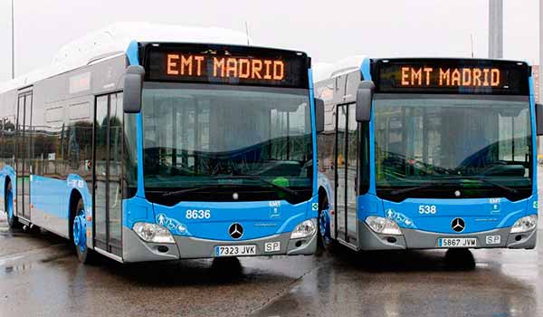 Autobús en el Tanatorio Sur de Madrid